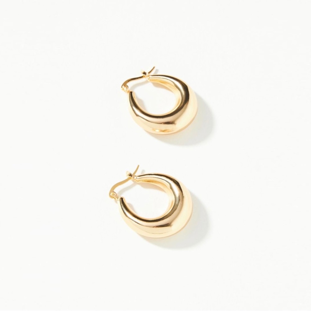 Anthropologie Bubble Hoop Earrings
Color: Gold